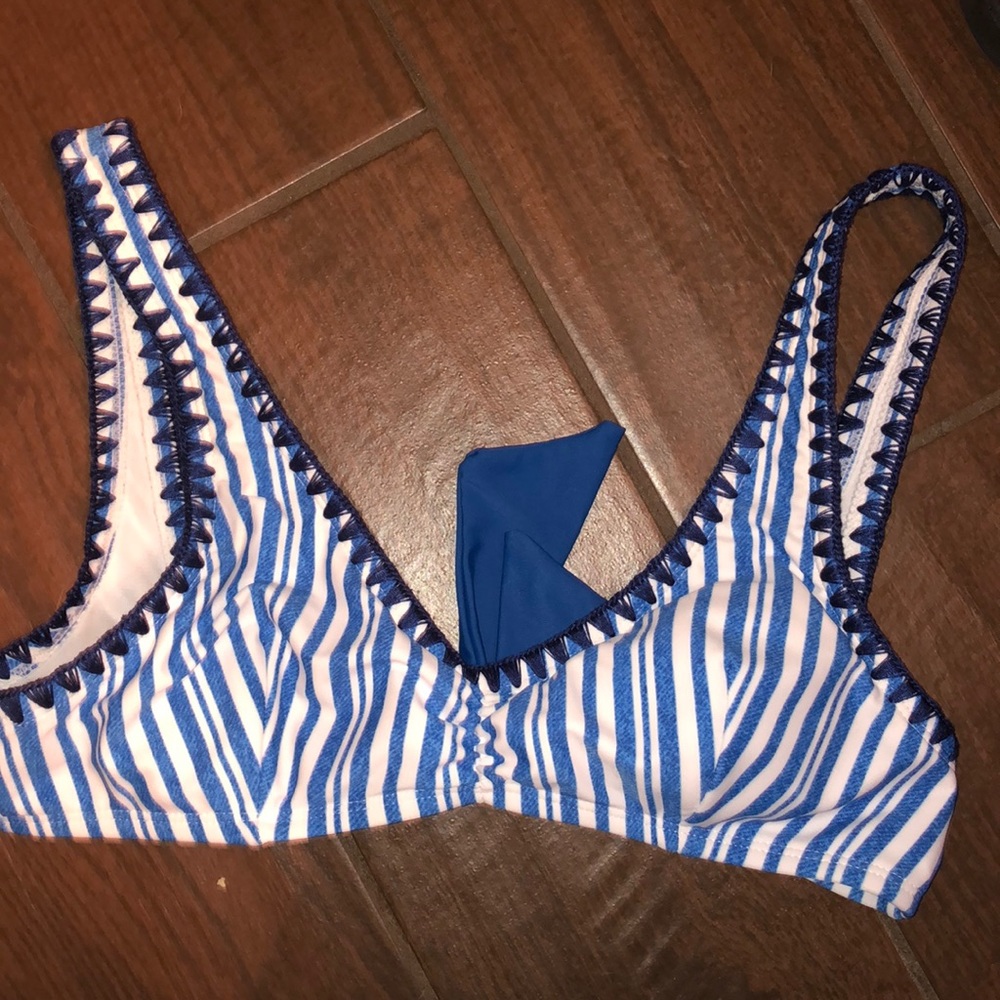 Bathing suit top